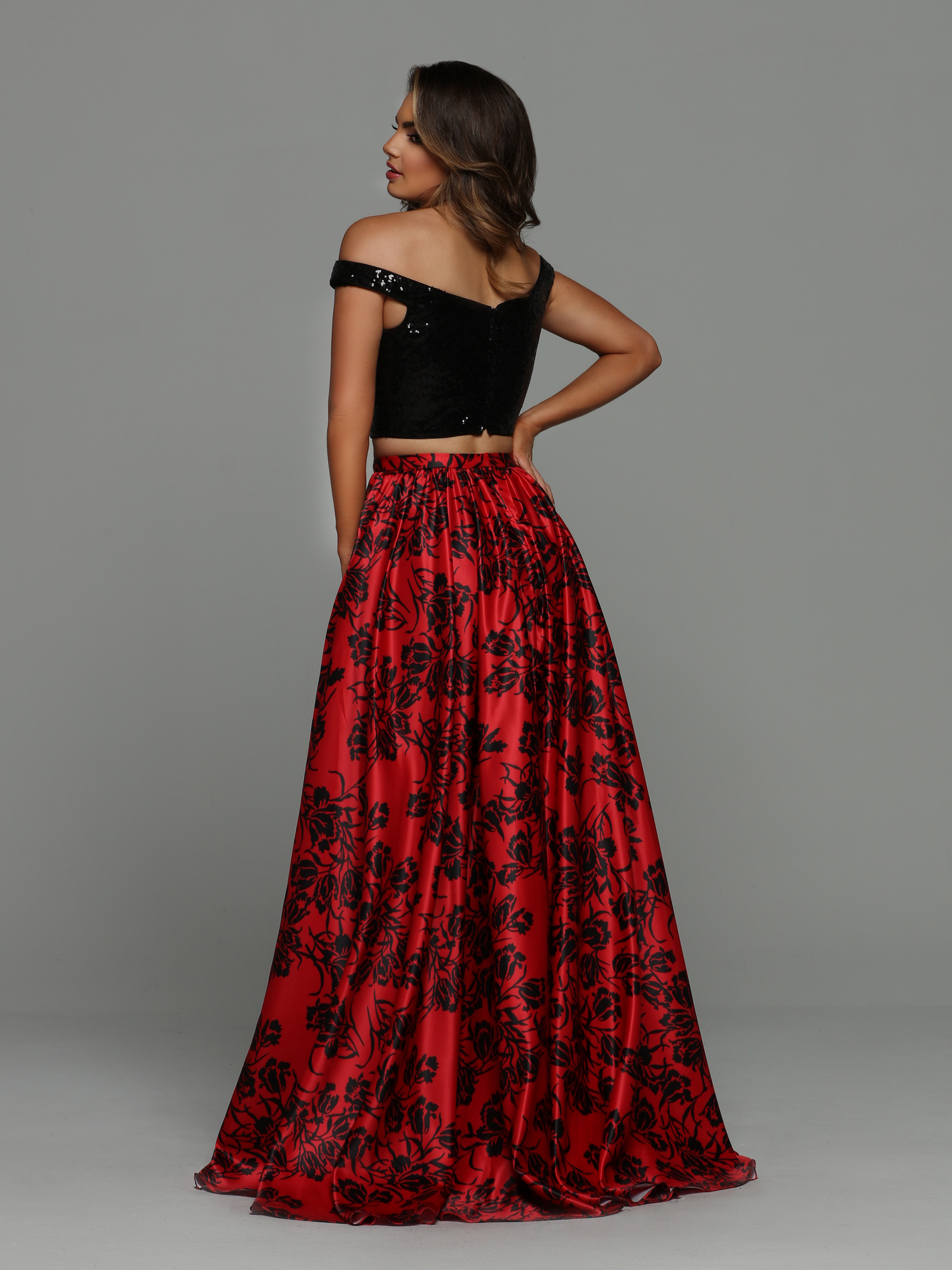 Red and black sales prom dresses 2019